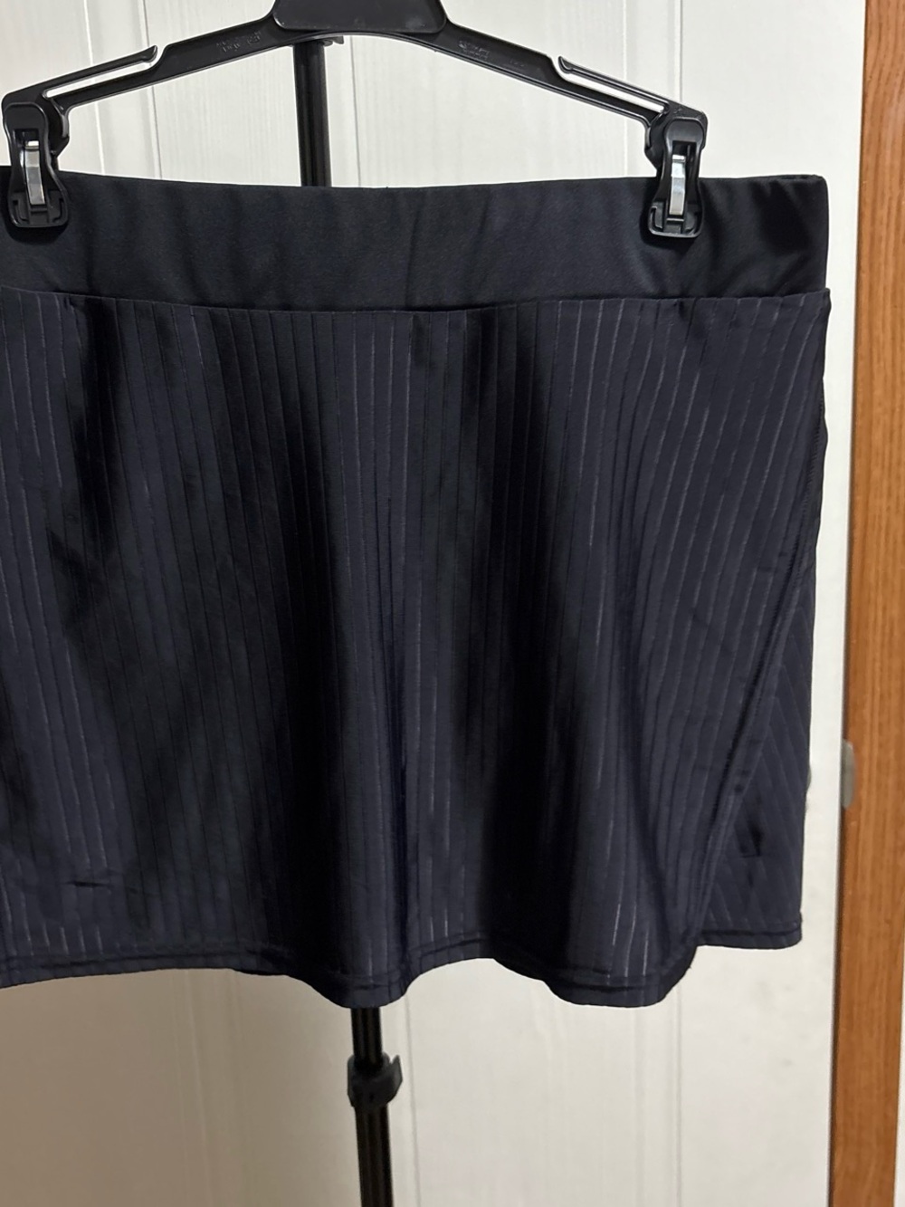 Women’s Black Pleated Skater Skirt with Smooth Waistband